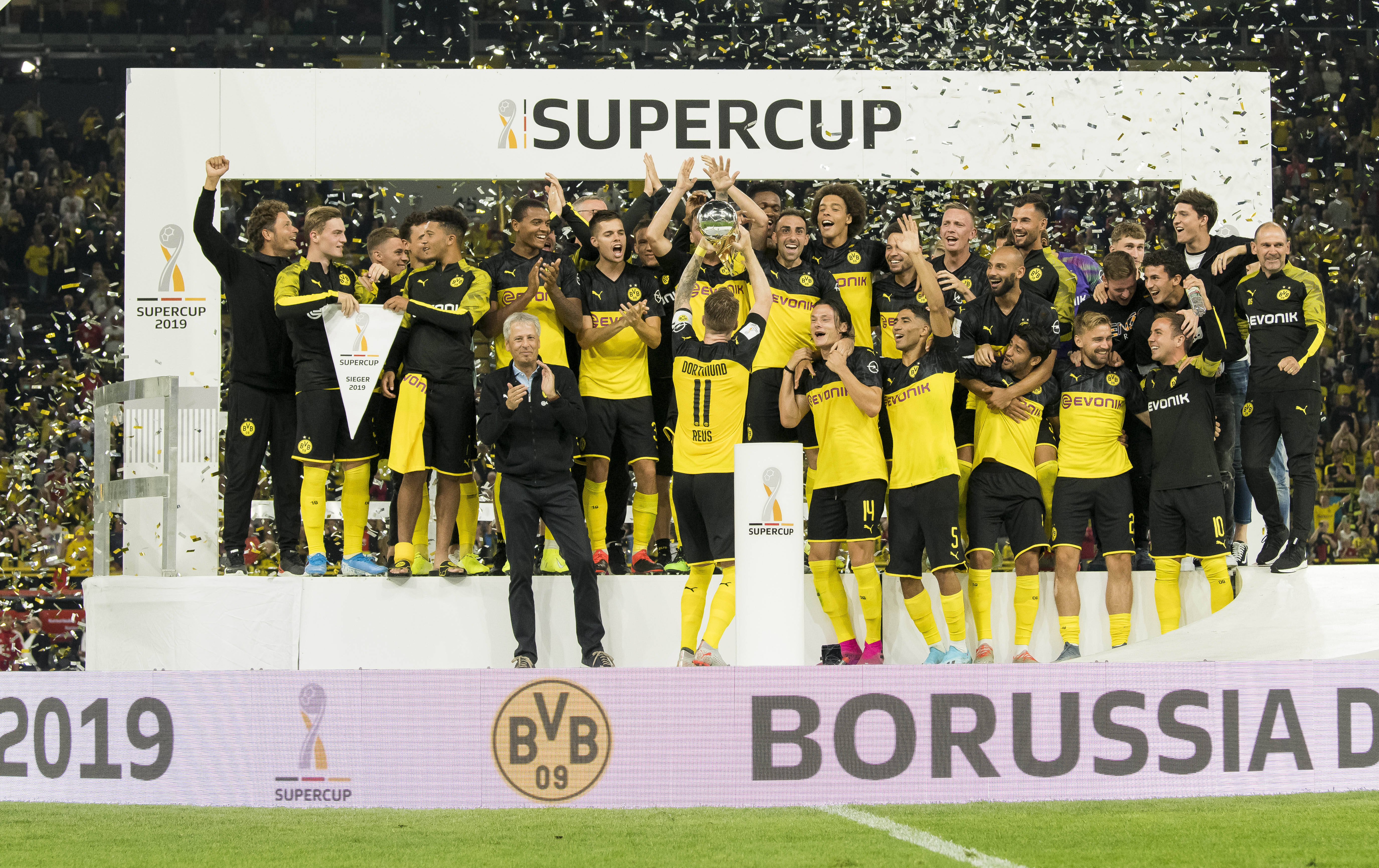 bet365体育团队-沃尔夫斯堡战胜对手，稳定继续领跑积分榜