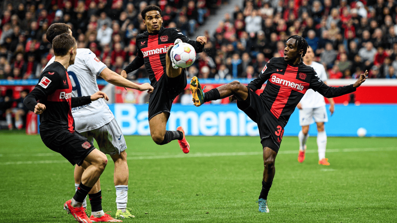 bet365直播中心-切尔西客场不敌阿贾克斯，阿扎尔多次斩杀对手