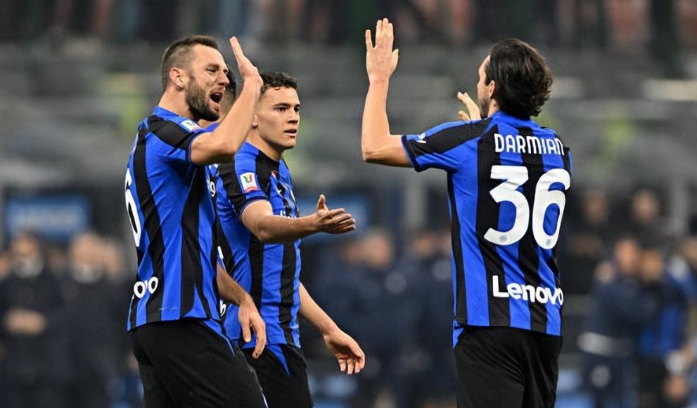 包含乌迪内斯新援表现抢眼,球队发生波澜士气高涨的词条 包含乌迪内斯新援表现抢眼,球队发生波澜士气高涨的词条